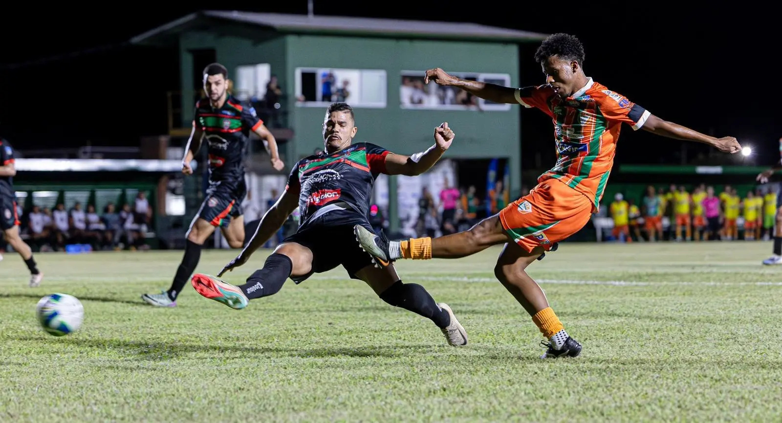 Naviraiense vence fora de casa e fica a um empate da final do Sul-Mato-Grossense