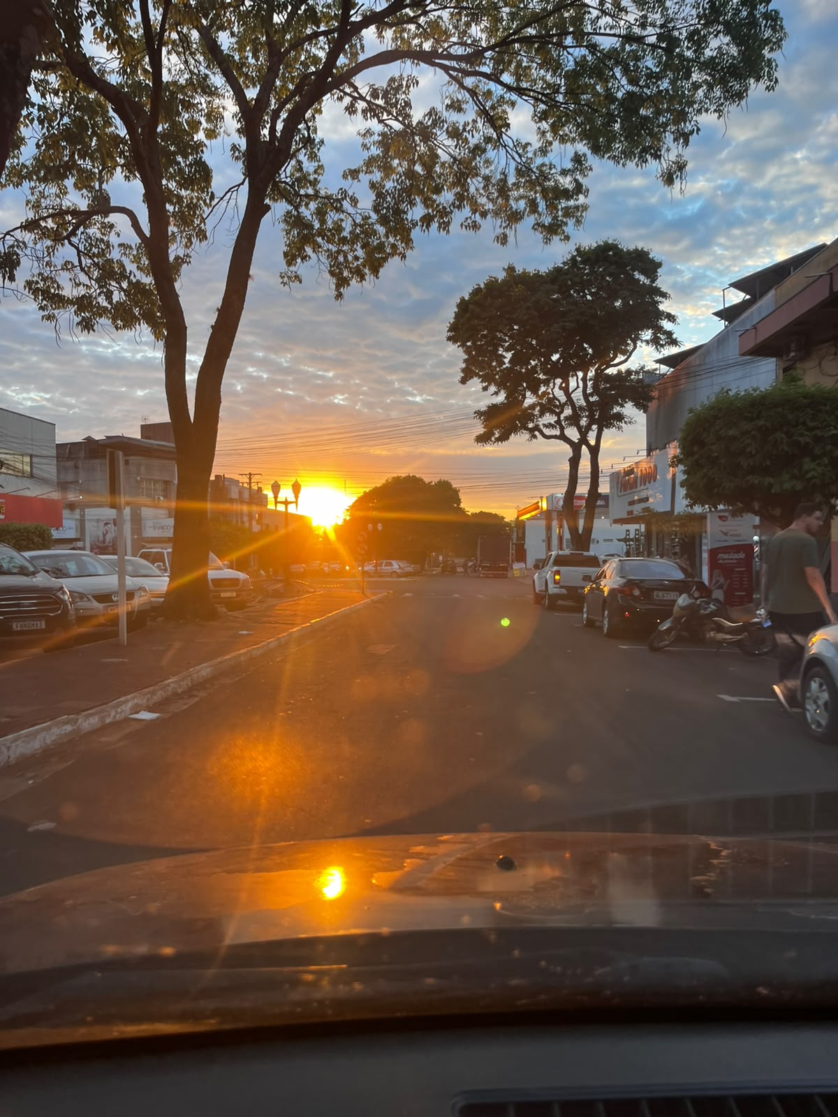 Calor aumenta e chuva pode aparecer à noite em Naviraí nesta segunda-feira